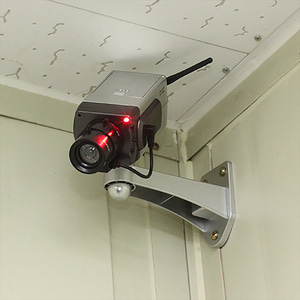 안전베베 사각 모형 감시 카메라 6465 가짜 방범CCTV